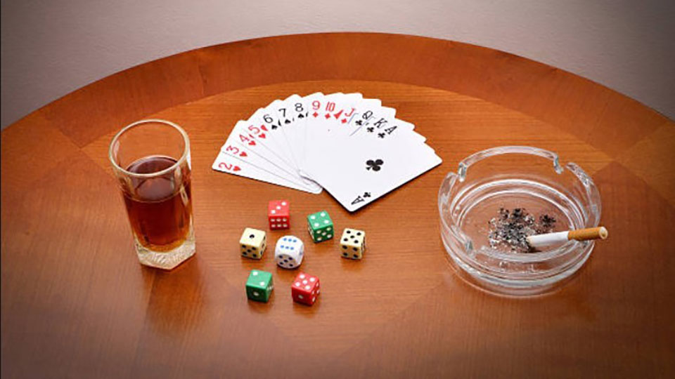 99 Poker